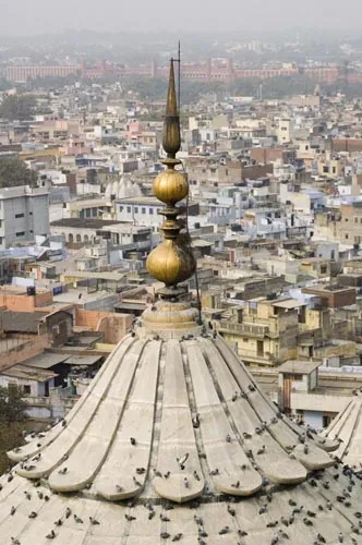 Pohľad z minaretu mešity Jama Masjid, Dillí.