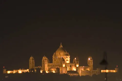 Chittar Palace - v 347 izbách sídli maharádža a exkluzívny hotel (Jodhpur)