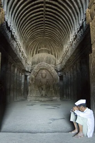Unavený strážca (Ellora)