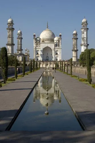 Bi-ka-Maqbara - Taj Mahal chudobných... (Aurangabád)
