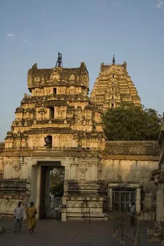 Virupaksha Temple (Hampi)