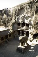 Fotografia z cesty – 17. Jaskyne Ellora a Ajanta